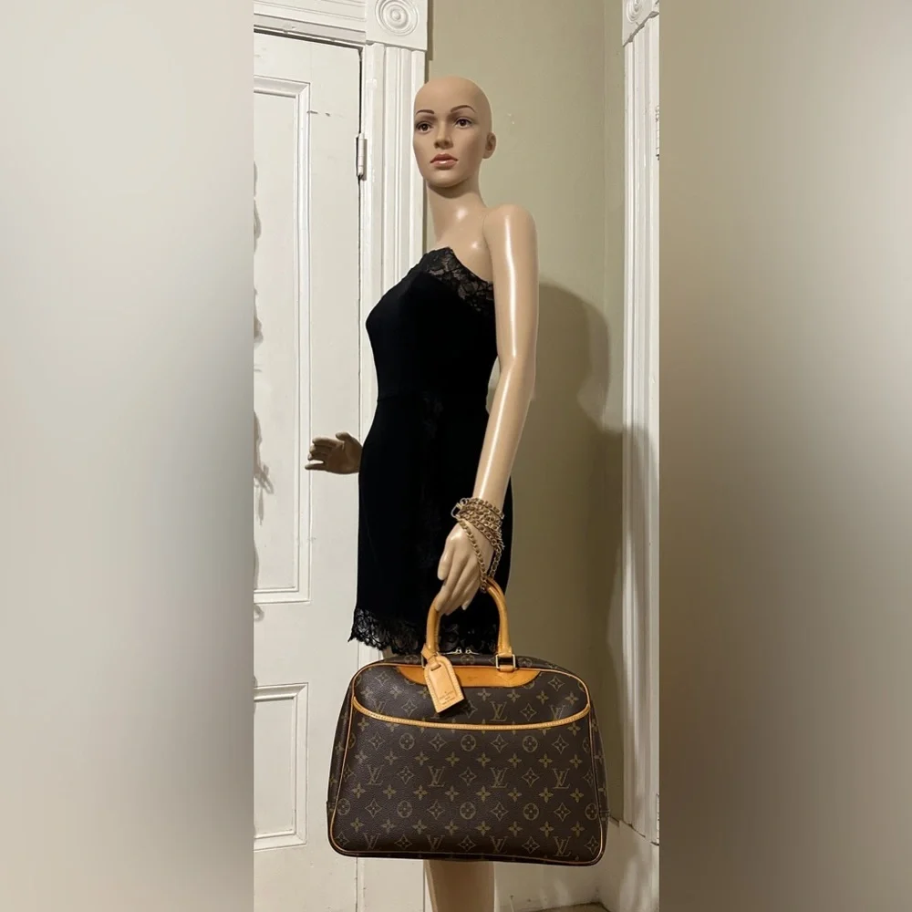 Louis Vuitton Monogram Deauville Handbag